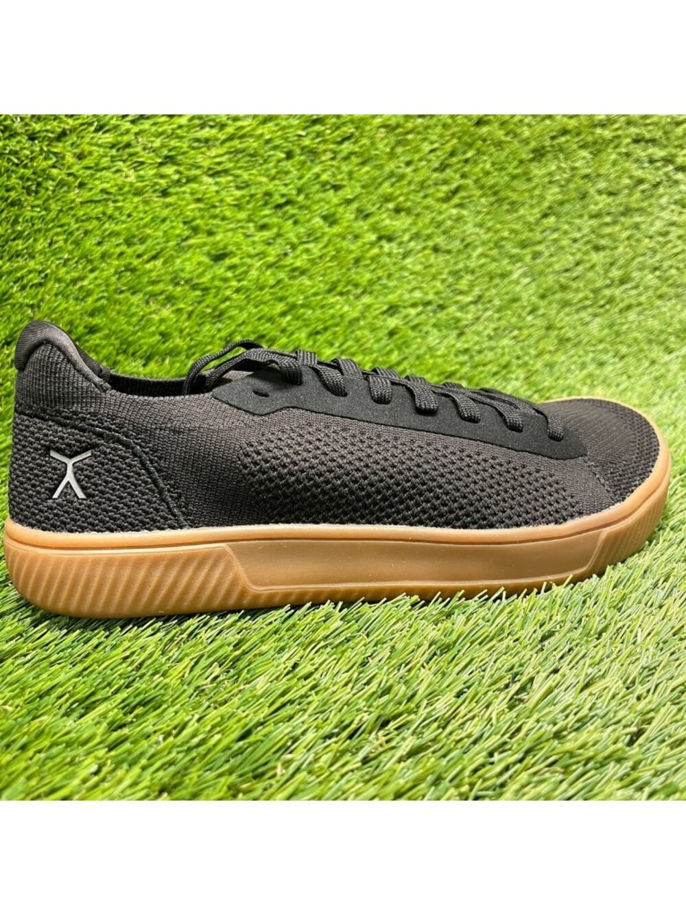 Flux Adapt Trainer Black Gum Womens Size 9 Mens 7.5 Athletic Knit Shoes Sneakers